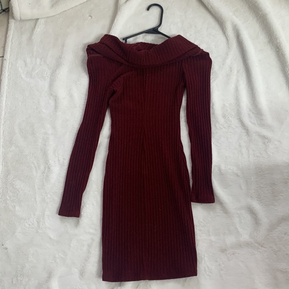Burgundy sweater dress - Picture 2 of 2
